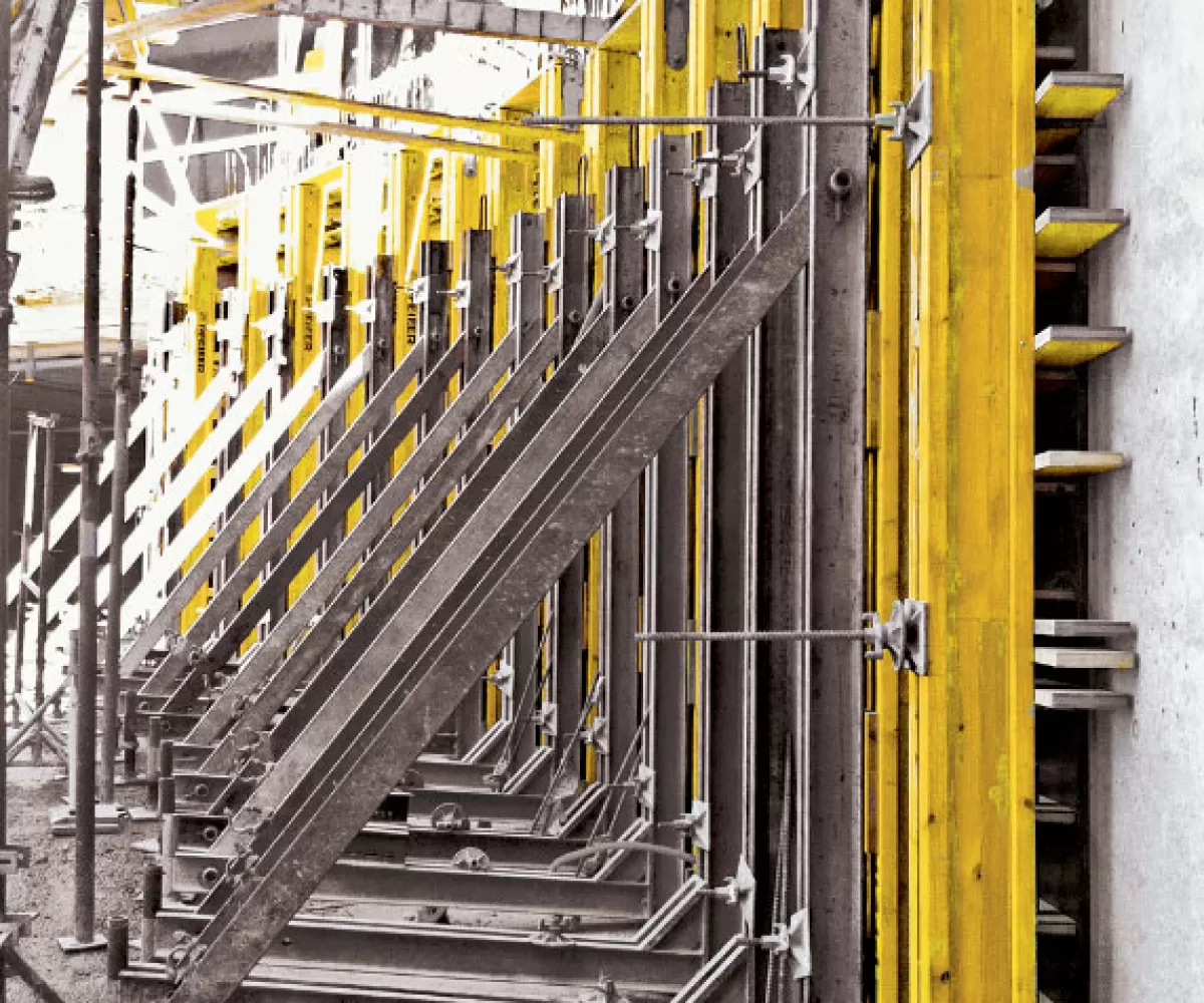 Tobler H20 Knaggenschalung Tobler GmbH Neuwied Deutschland]